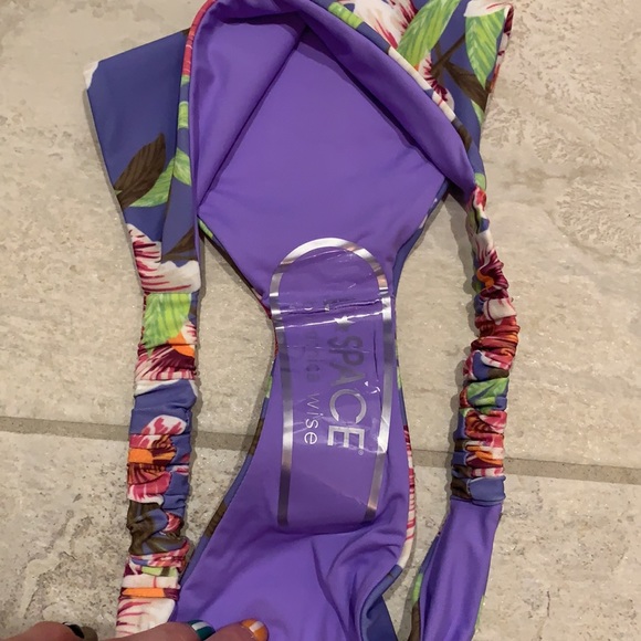 L*Space Lost in Ibiza Lloyd Floral Bikini Bottom - Picture 4 of 8